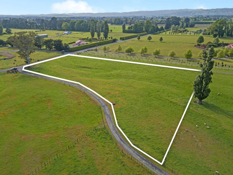 215 Wood Street, Woodside, Greytown - Carousel 1