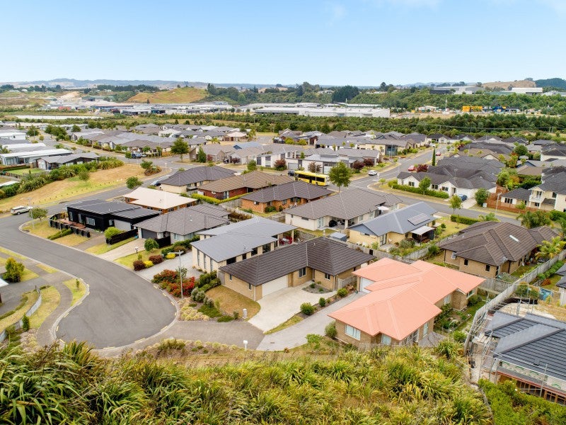 7 Fender Close, Pyes Pa, Tauranga - Carousel 12
