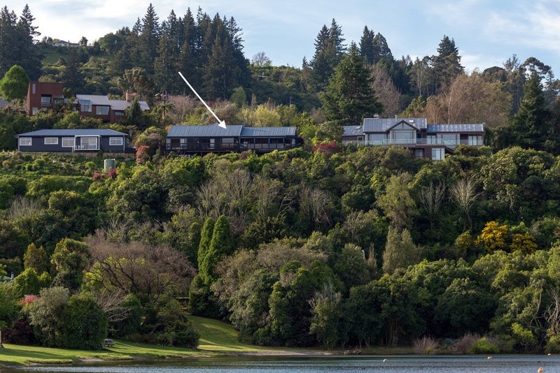 16 Te Urunga Place, Acacia Bay, Taupo - Carousel 1