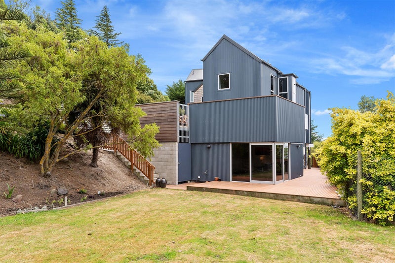 9 Takahe Drive, Cashmere, Christchurch - Carousel 2