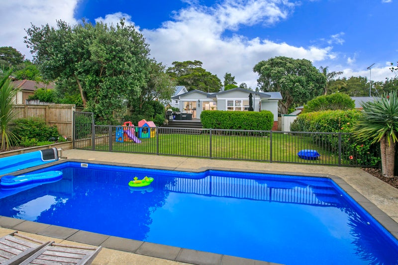 48 Hillcrest Avenue, Hillcrest, Auckland - Carousel 1