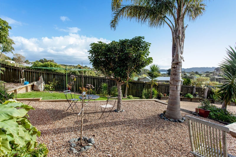 28 Kennedy Road, Surfdale, Waiheke Island - Carousel 1