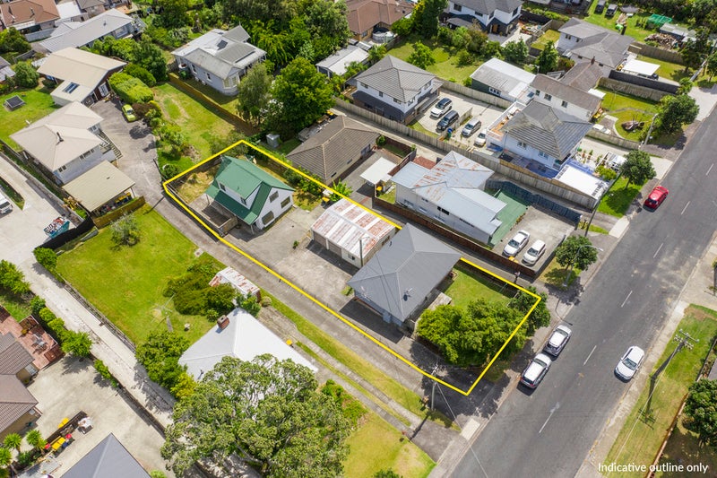 71 Awaroa Road, Sunnyvale, Auckland - Carousel 2