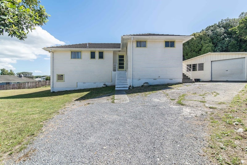 313 Warspite Avenue, Waitangirua, Porirua - Carousel 1
