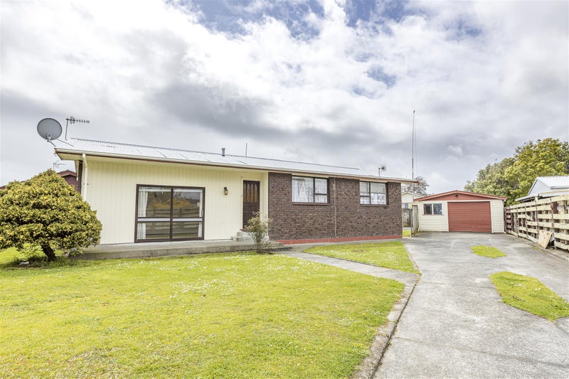 8 Dove Place, Westbrook, Palmerston North - Carousel 1