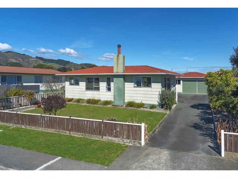 32 King Street, Richmond - Carousel 1