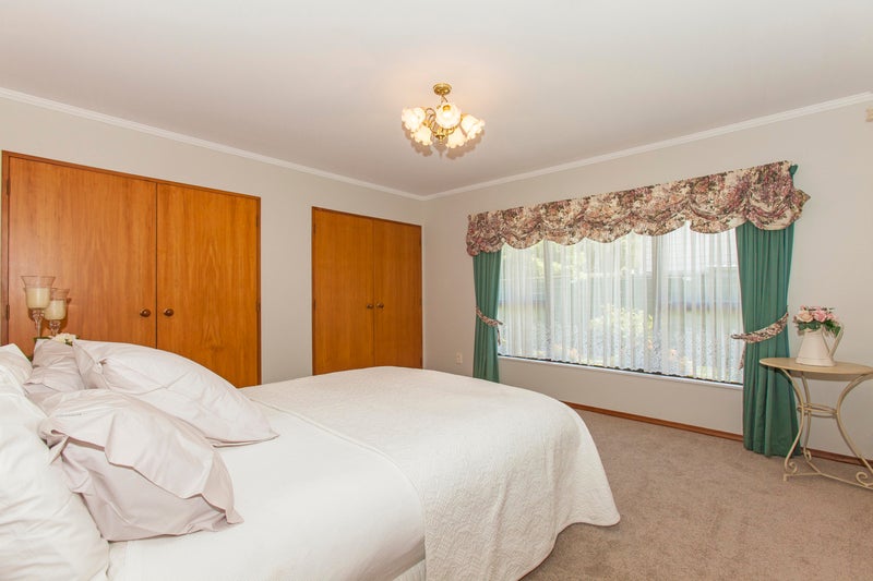 28A Norton Park Avenue, Fairfield, Lower Hutt - Carousel 13