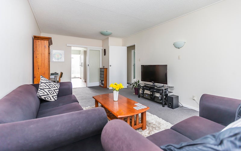 27D Brussels Street, Miramar, Wellington - Carousel 2