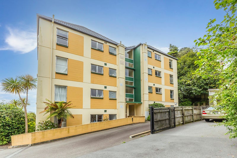 8/161 Glenmore Street, Kelburn, Wellington - Carousel 2