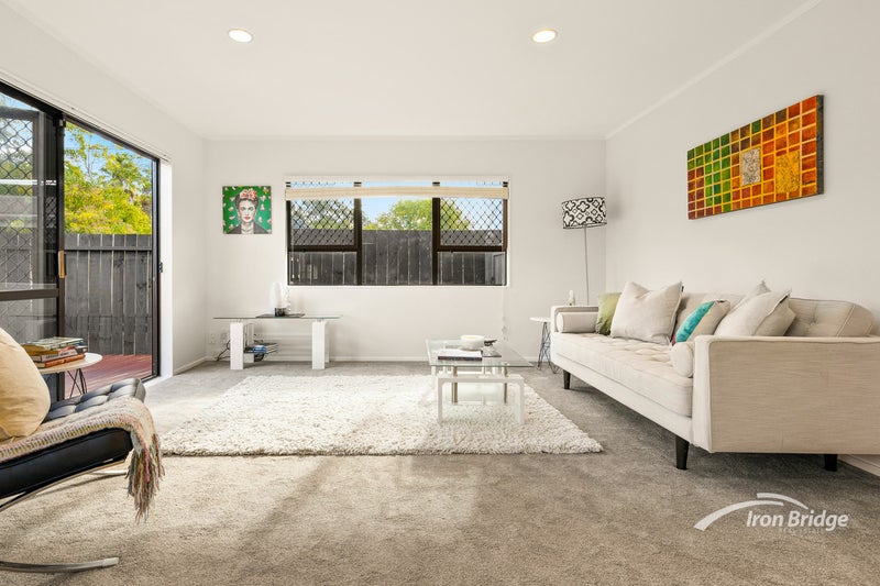 2/105 Nile Road, Milford, Auckland - Carousel 2
