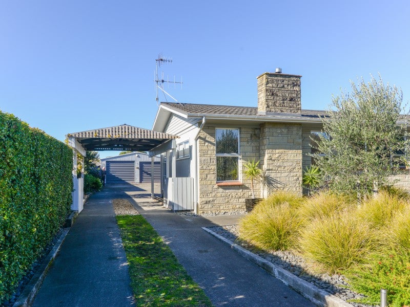 60 Rogers Road, Bay View, Napier - Carousel 1