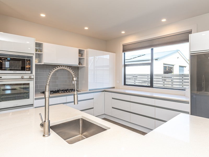 11 Tirimoana Place, Otamatea, Whanganui - Carousel 2