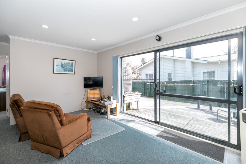1C Livingstone Avenue, Nawton, Hamilton - Carousel 1