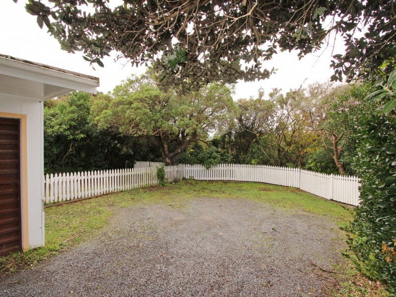 20 Herewini Street, Titahi Bay, Porirua - Carousel 26