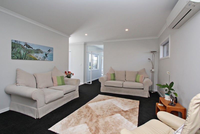 22 Kapiti Drive, Poraiti, Napier - Carousel 2