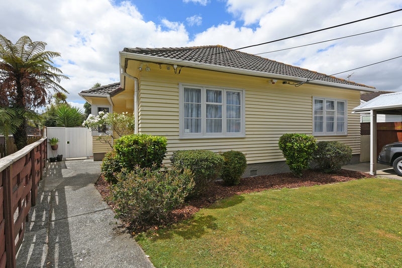 45 Thornycroft avenue, EPUNI, LOWER HUTT - Carousel 1