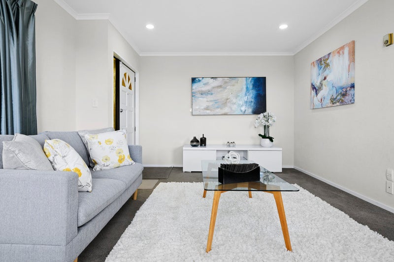 2/74 Dalwhinnie Parade, Highland Park, Auckland - Carousel 26