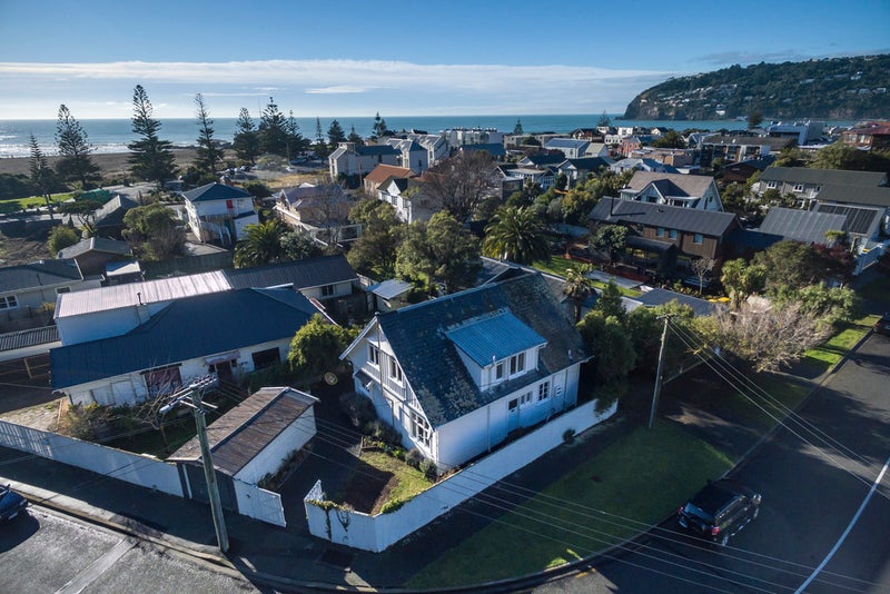 11 Nayland Street, Clifton, Christchurch - Carousel 20