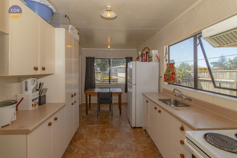 1A Alexander Avenue, Onekawa, Napier - Carousel 2