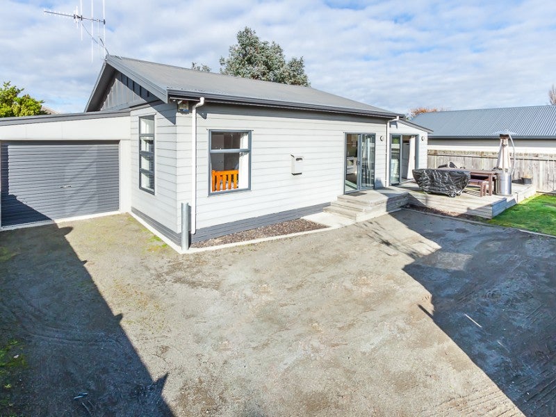 996B Tremaine Avenue, Roslyn, Palmerston North - Carousel 1
