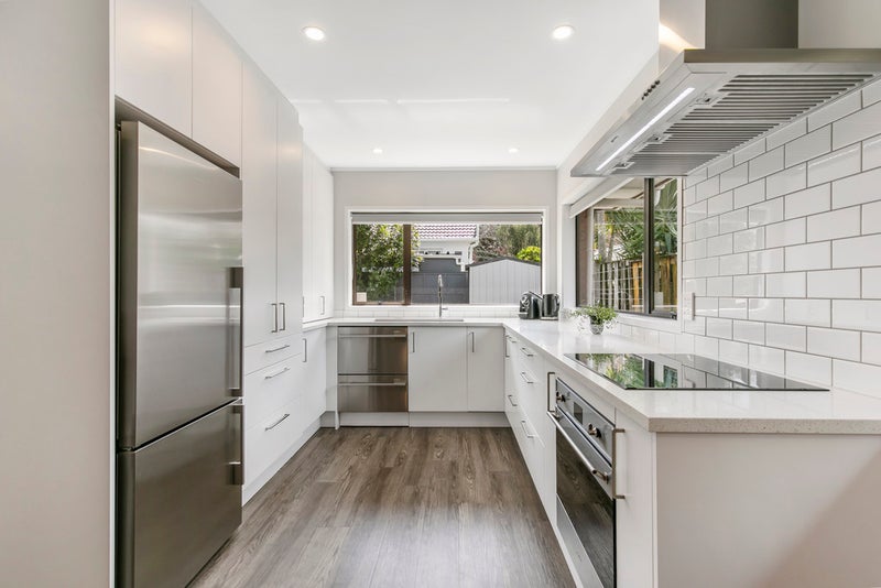 2/639 Mount Albert Road, Royal Oak, Auckland - Carousel 2