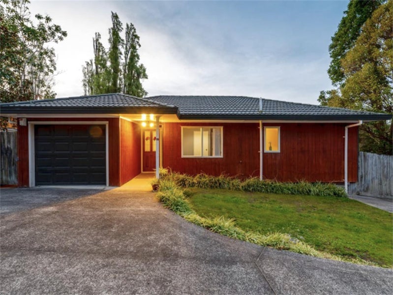 76 Colwill Road, Massey, Auckland - Carousel 1