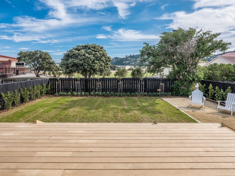 204 Coutts Street, Rongotai, Wellington - Carousel 2