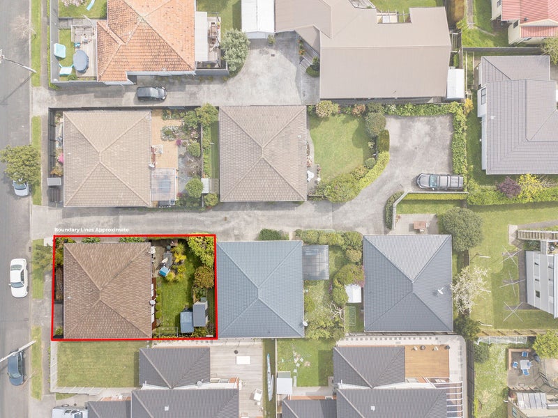3/43 Alverston Street, Waterview, Auckland - Carousel 19