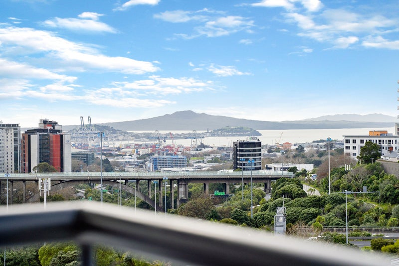 4P/160 Symonds Street, Grafton, Auckland - Carousel 1