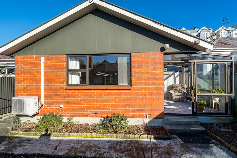 8 Phillips Street, Kensington, Dunedin - Carousel 2