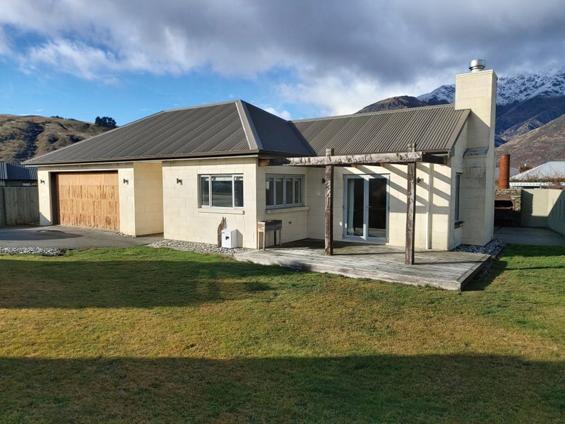 6 Erskine Street, Lake Hayes, Queenstown - Carousel 1