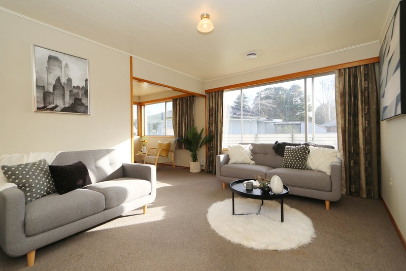 209 Queens Drive, Windsor, Invercargill - Carousel 1