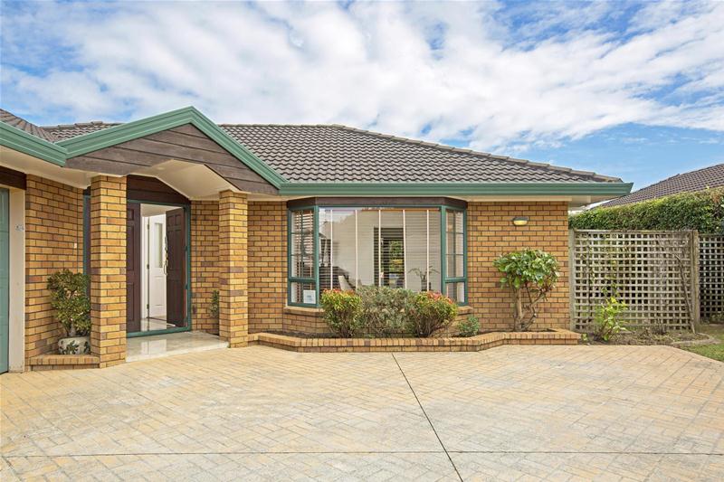 17 Ambleside Drive, Northpark, Auckland - Carousel 2