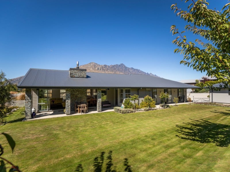 1 Brockworth Lane, Lower Shotover, Queenstown - Carousel 1