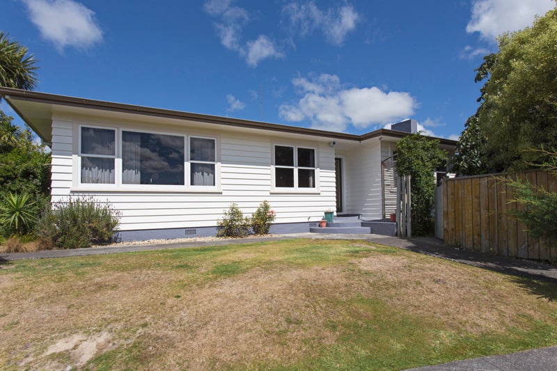 14 Leslie Avenue, Cloverlea, Palmerston North - Carousel 1