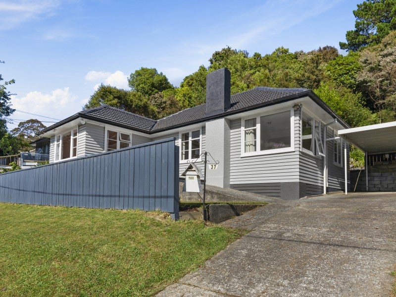 37 Logie Street, Stokes Valley, Lower Hutt - Carousel 16
