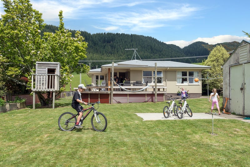 112 Paradise Valley Road, Ngongotaha, Rotorua - Carousel 1