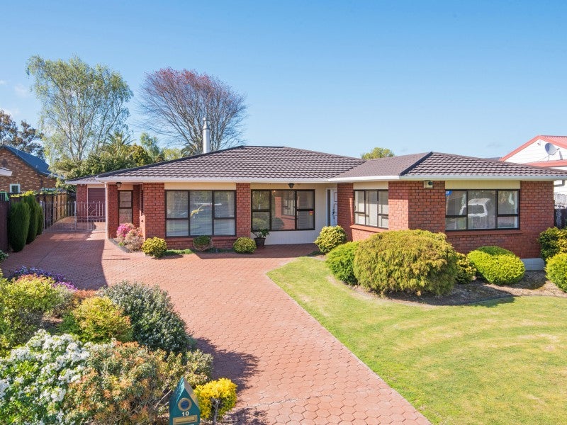 10 Syntax Place, Conifer Grove, Takanini - Carousel 1