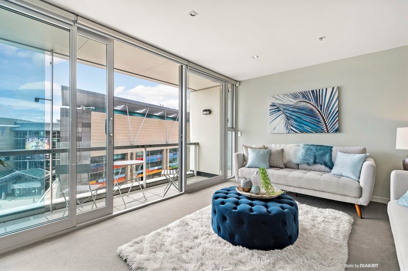6C/42 Cable Street, Te Aro, Wellington - Carousel 2