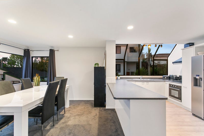 4/61 Sunrise Avenue, Murrays Bay, Auckland - Carousel 2