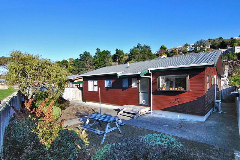 2/312 Main ROAD, Tawa, Wellington - Carousel 2