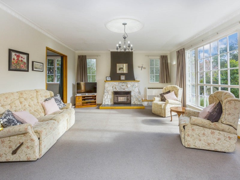3 Sunbrae Drive, Silverstream, Upper Hutt - Carousel 2