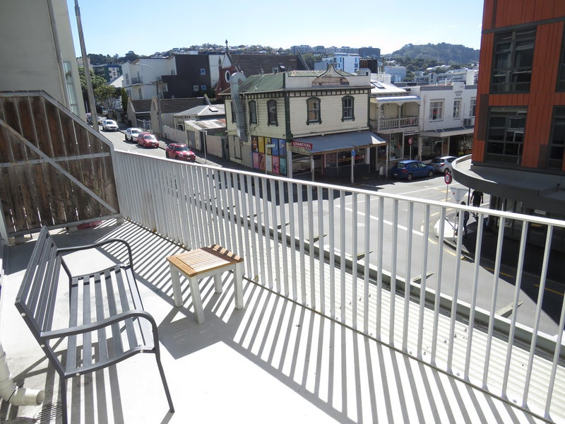 1A/51 Webb St, Mount Cook, Wellington - Carousel 2