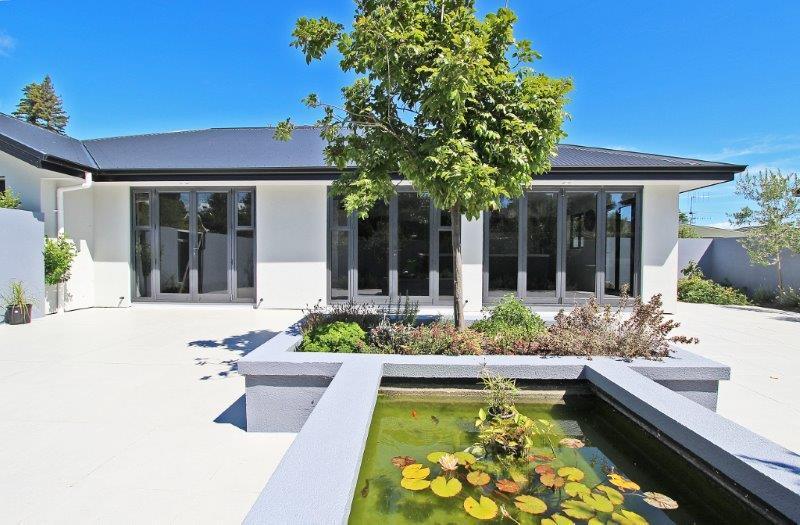 182 The Ridgeway, Stoke, Nelson - Carousel 1