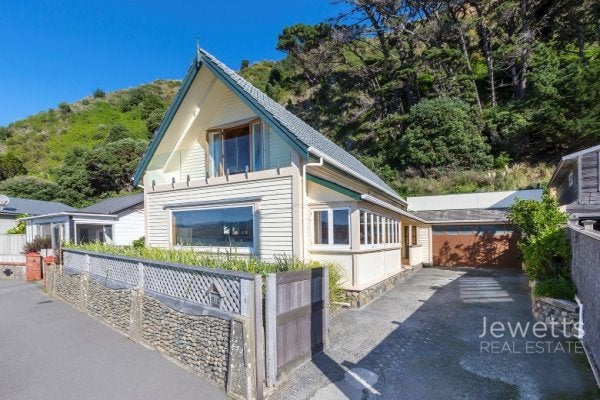 165 Breaker Bay Road, Breaker Bay, Wellington - Carousel 1
