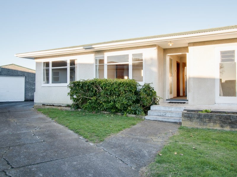 16 Allen Berry Avenue, Pirimai, Napier - Carousel 18