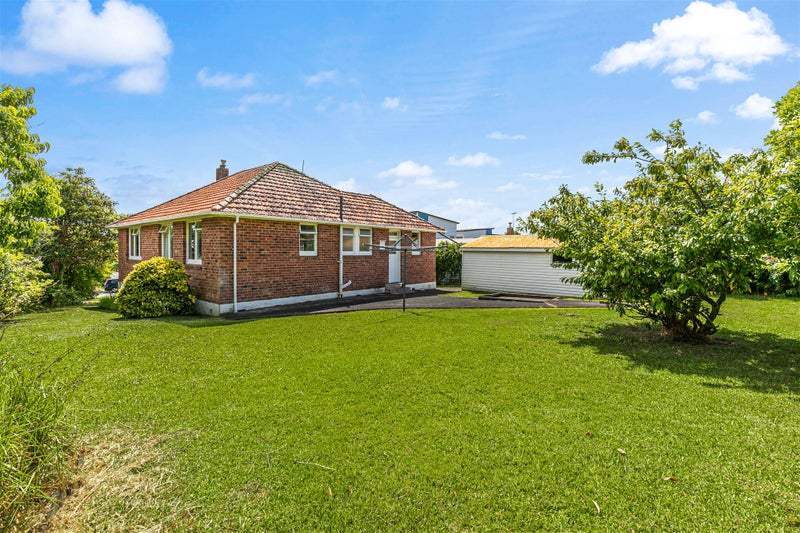 2 Marion Avenue, Mount Roskill, Auckland - Carousel 1