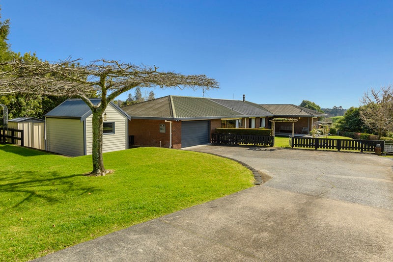 10 Plane Tree Lane, Tauriko, Tauranga - Carousel 1