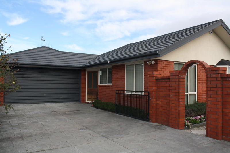 8 Dinton Street, Russley, Christchurch - Carousel 1