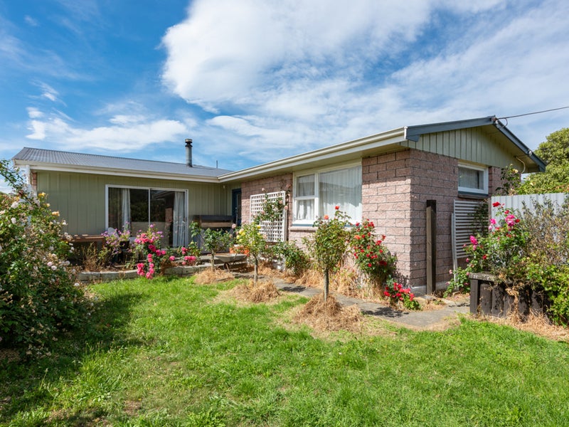 69 Budge Street, Riversdale, Blenheim - Carousel 9